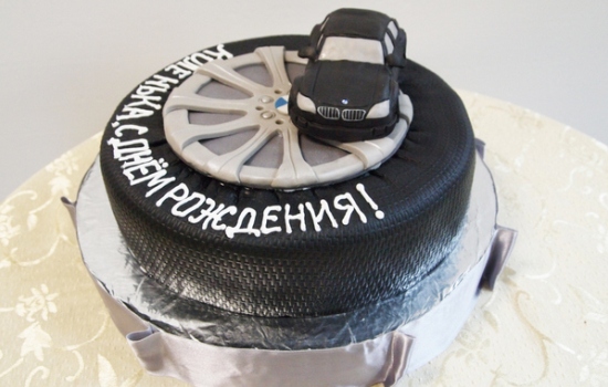 tort dlya muzchin