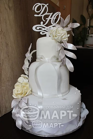 Короваї з мастичним оздобленням - Троянди Км156(айворі)